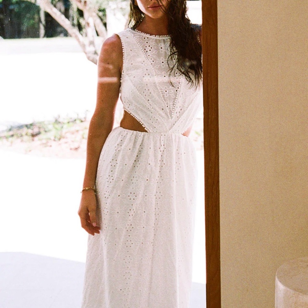 Sabo skirt Elegant White Eyelet Dress